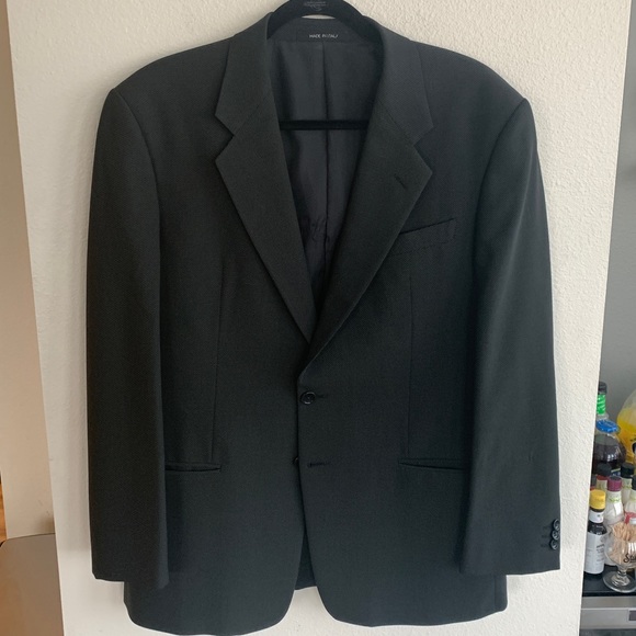 Armani Collezioni Other - EUC 42R Armani Collezioni Black Suit Jacket